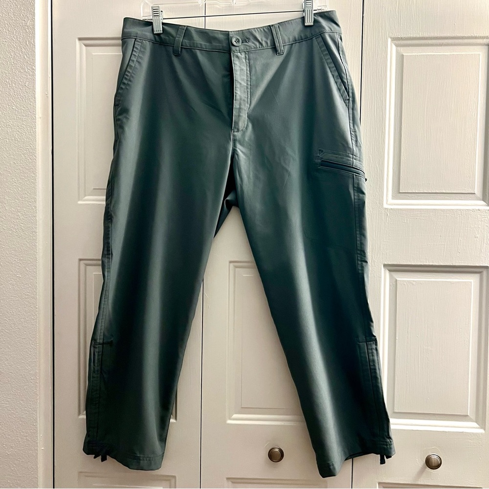 Eddie Bauer Women’s Gray Cargo Pants - 10